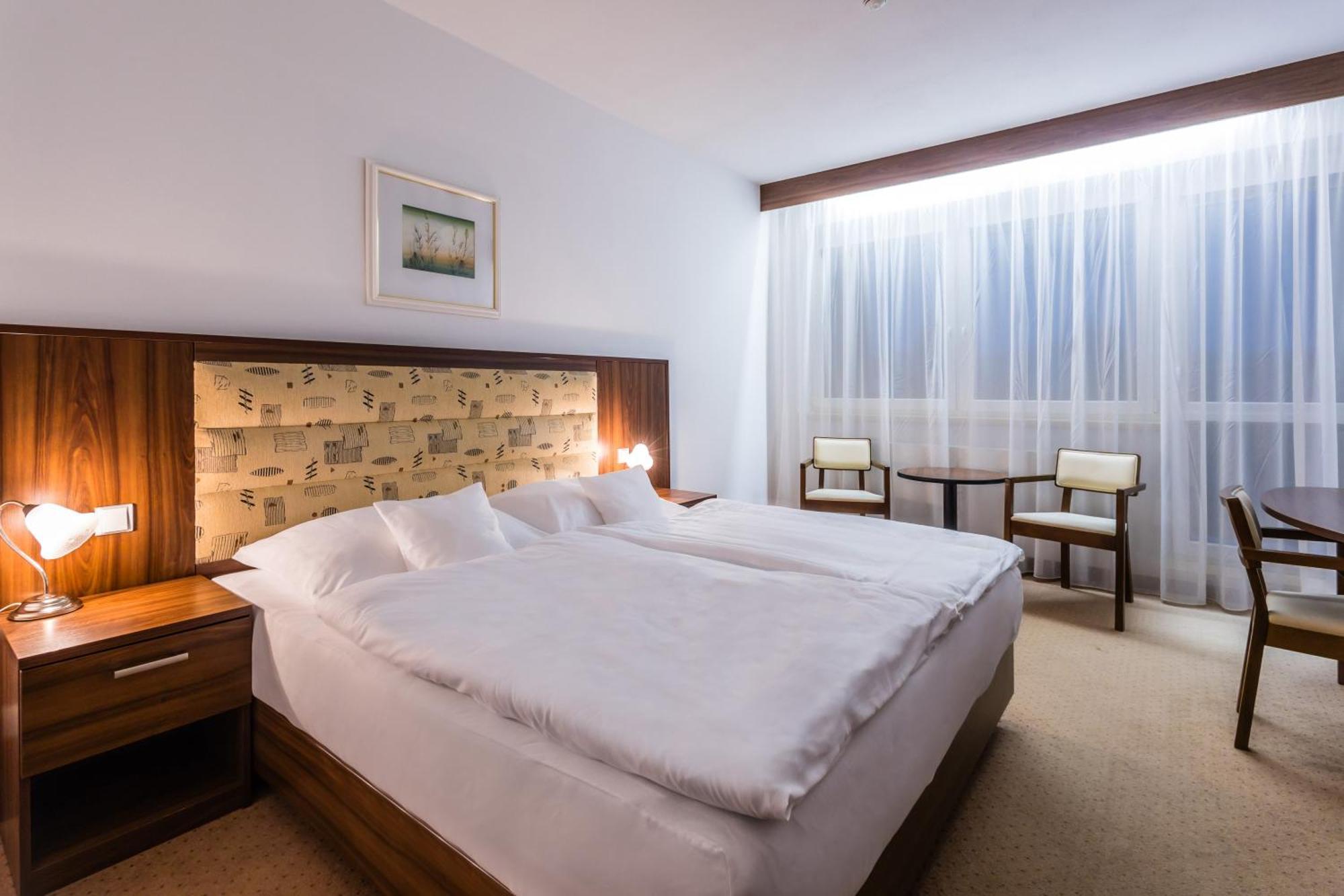 Lazensky A Wellness Hotel Nivamare Luhacovice Luaran gambar