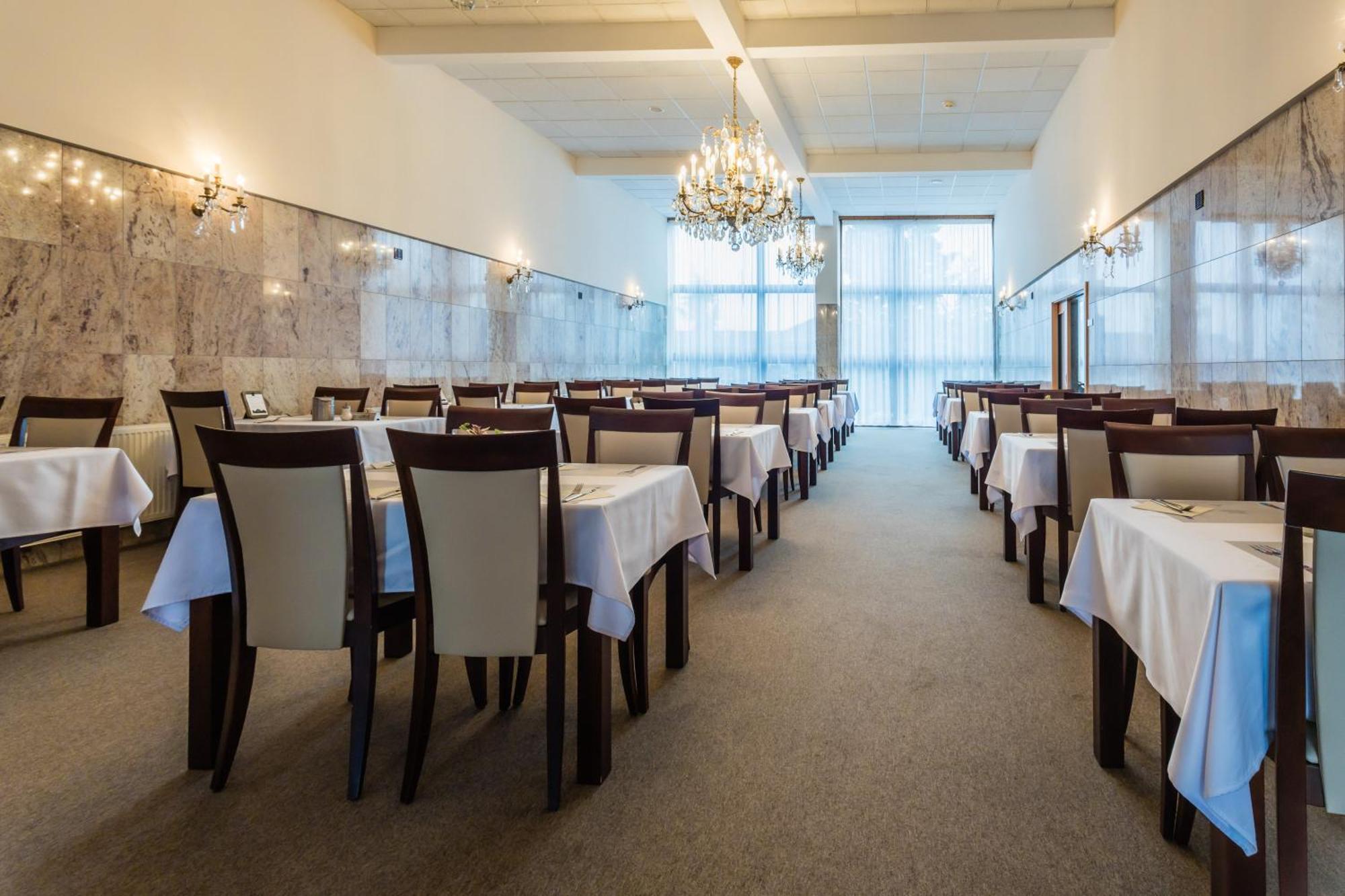 Lazensky A Wellness Hotel Nivamare Luhacovice Luaran gambar